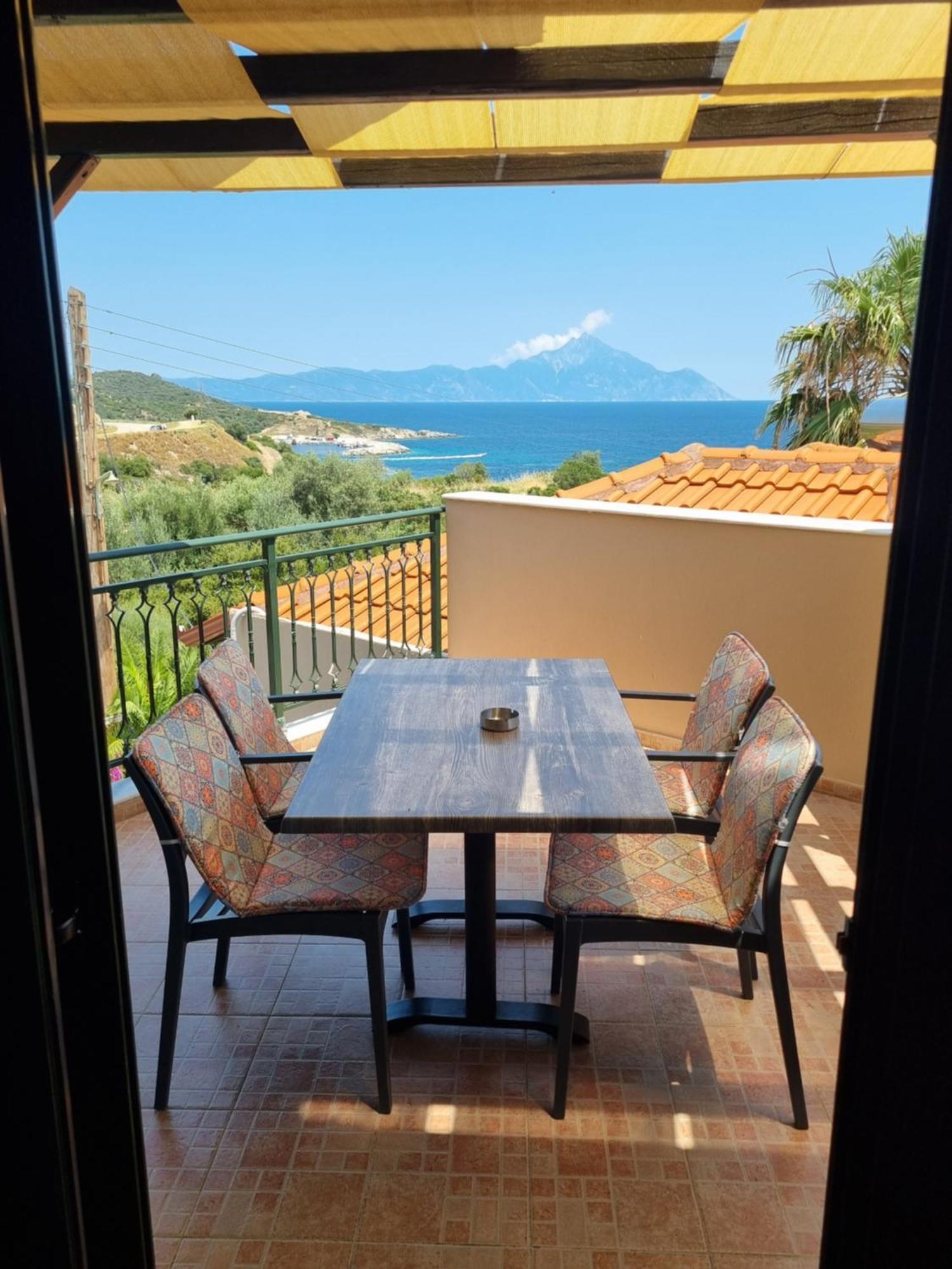 Greenhill Holiday Suites Сарти Экстерьер фото