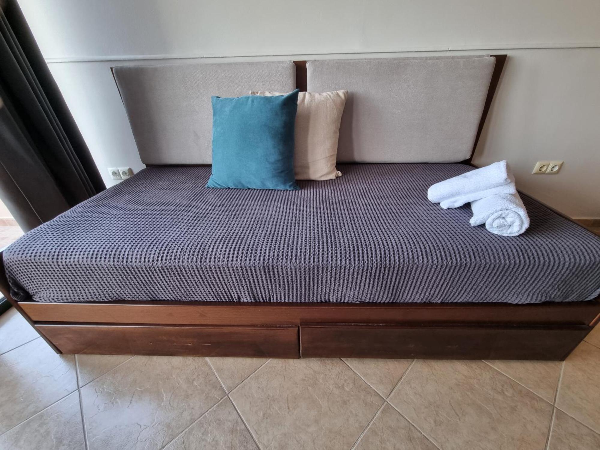 Greenhill Holiday Suites Сарти Экстерьер фото